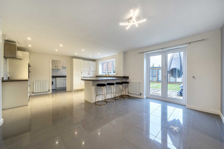 Click the photo for more details of Glasspool Road, Winnersh